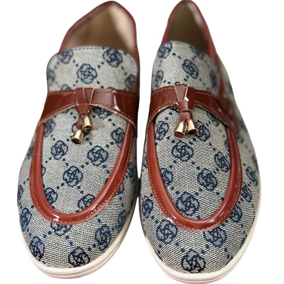 NWOT Designer inspired Navy Slip On Loafers Women’s Size 9 - Picture 1 of 5